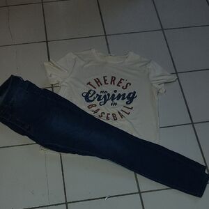 BUTTON FLY SKINNY JEANS AND GRAPHIC TEE $10 For Both O.B.O